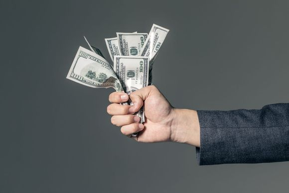 靖江讨债公司的收费标准是什么？是按回款比例还是固定收费？